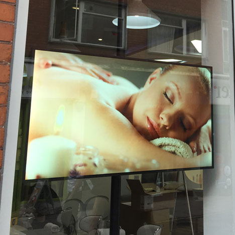 Pixelution installation of 47" High Brightness LCD screen at London salon.